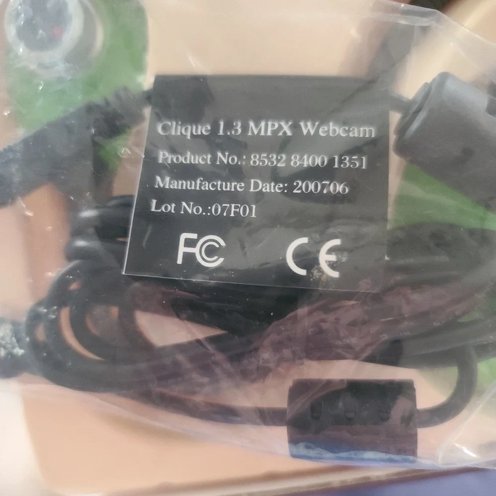 BRAND NEW HUE HD USB Video Camera Webcam w/ Built in Mic/Flexible Position Green